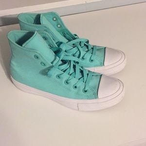 Tiffany blue converse